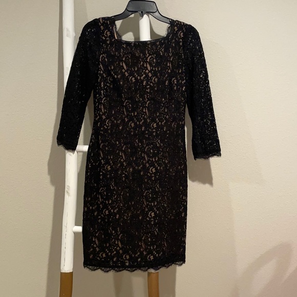 New - Picture 1 of 4